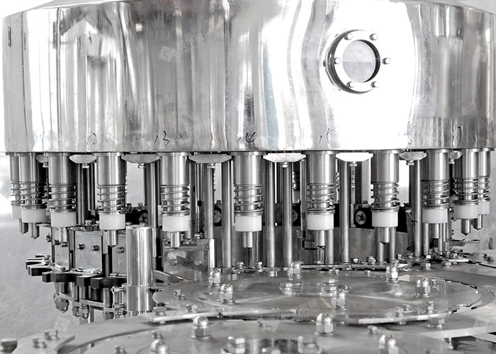 四合一礦泉水灌裝設備 四合一礦泉水灌裝設備