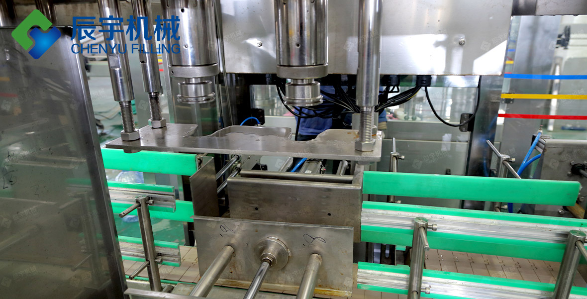 桶裝水生產線 桶裝水生產線